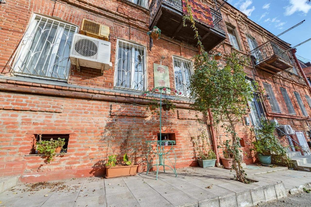 House 52 Boutique Hotel Tbilisi Eksteriør bilde